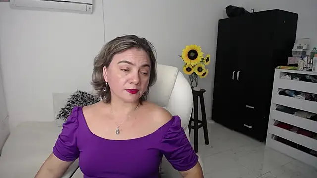 ana milf online show from 03-07-25, 03:07