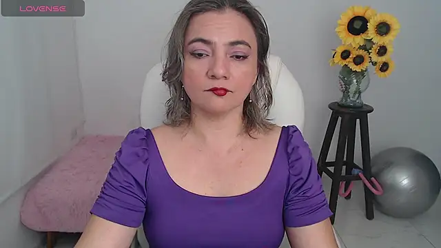 ana milf online show from 10-05-25, 11:41