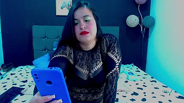 Snapshot of mia_xx1 chatting on 10-12-25, 04:33 mia xx1 online show from 10-12-25, 04:33