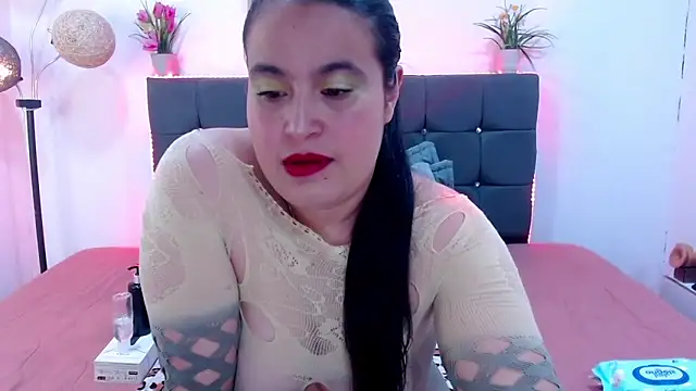 mia xx1 online show from 02-05-26, 03:55