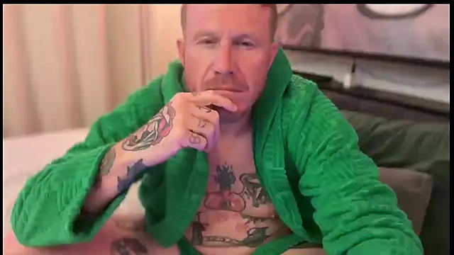 Snapshot of JeffJocc chatting on 11-09-25, 09:51 JeffJocc online show from 11-09-25, 09:51