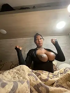 CUMQUEEN-XXX69 online show from 09-17-25, 05:20