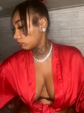 CUMQUEEN-XXX69 online show from 09-22-25, 06:43