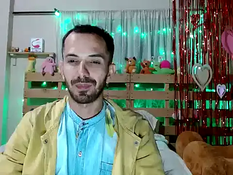 Snapshot of Tomas_Tylor chatting on 02-17-26, 03:47 Tomas Tylor online show from 02-17-26, 03:47