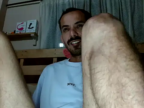 Snapshot of Tomas_Tylor chatting on 03-06-26, 03:03 Tomas Tylor online show from 03-06-26, 03:03