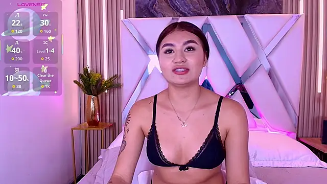 Zayda 1 online show from 12-13-25, 07:53