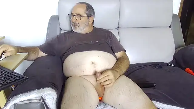 gillou1234 online show from 09-16-25, 09:21