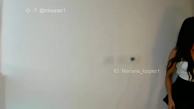 Snapshot of mariana_lopez1 chatting on 01-12-25, 10:43 mariana lopez1 online show from 01-12-25, 10:43