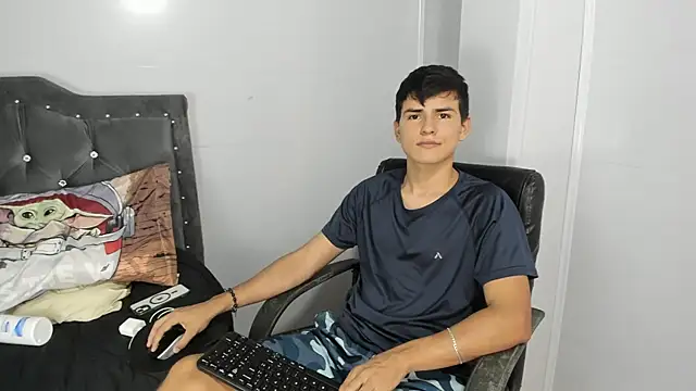 Jacobb Lee online show from 03-13-25, 08:22