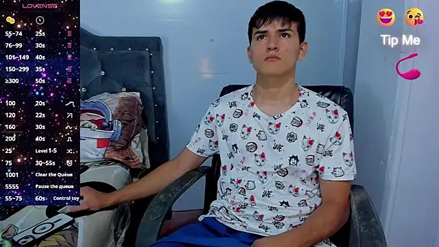 Jacobb Lee online show from 10-10-25, 05:23