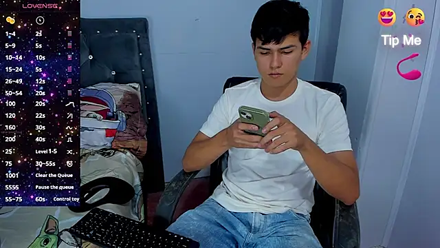 Jacobb Lee online show from 10-17-25, 08:44