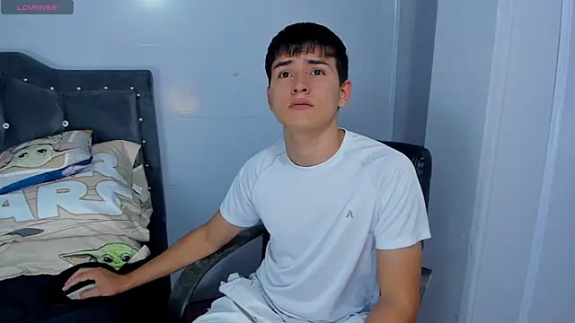 Jacobb Lee online show from 12-02-25, 08:48