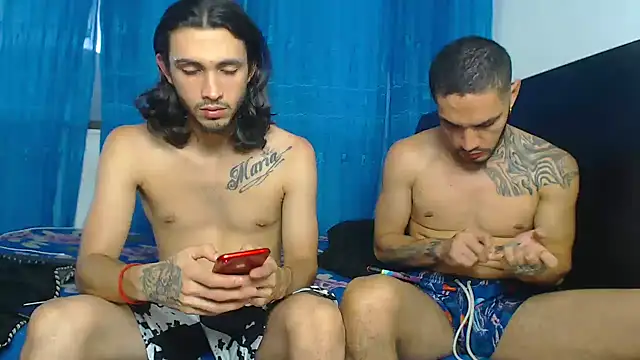 Snapshot of Hot_Sharks_ chatting on 10-26-25, 10:36 Hot Sharks online show from 10-26-25, 10:36