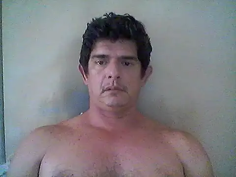 Snapshot of Marobronco chatting on 11-18-25, 03:16 Marobronco online show from 11-18-25, 03:16