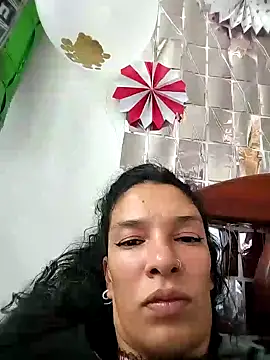 Snapshot of rebekka_simpson chatting on 01-12-25, 09:40 rebekka simpson online show from 01-12-25, 09:40