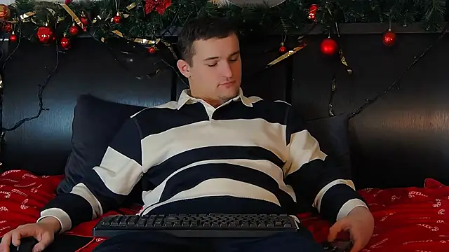 Snapshot of TImLids chatting on 12-16-24, 04:38 TImLids online show from 12-16-24, 04:38