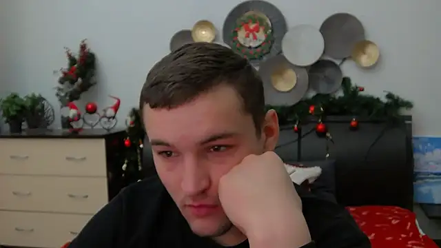 Snapshot of TImLids chatting on 12-17-24, 01:27 TImLids online show from 12-17-24, 01:27