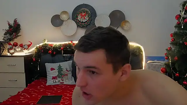 Snapshot of TImLids chatting on 12-24-24, 04:00 TImLids online show from 12-24-24, 04:00