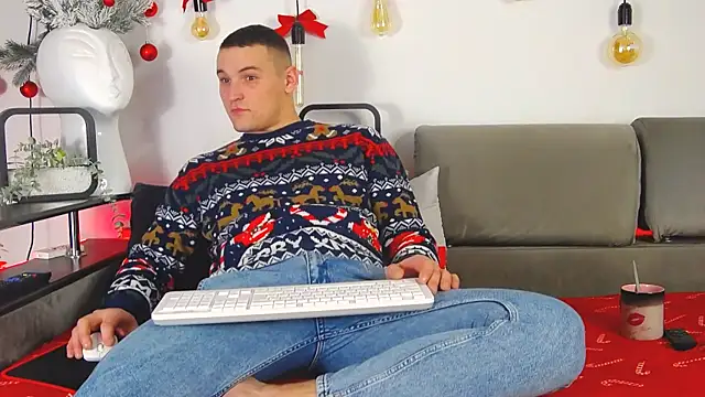 Snapshot of TImLids chatting on 12-26-24, 11:13 TImLids online show from 12-26-24, 11:13