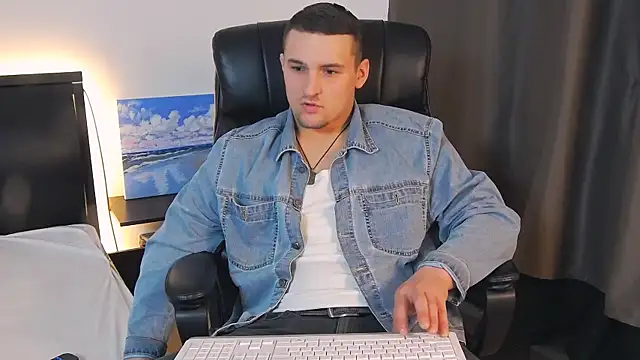 Snapshot of TImLids chatting on 01-31-25, 11:56 TImLids online show from 01-31-25, 11:56