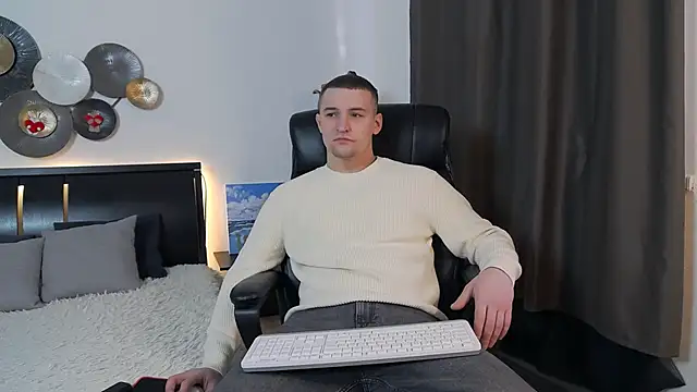 Snapshot of TImLids chatting on 02-21-25, 07:45 TImLids online show from 02-21-25, 07:45