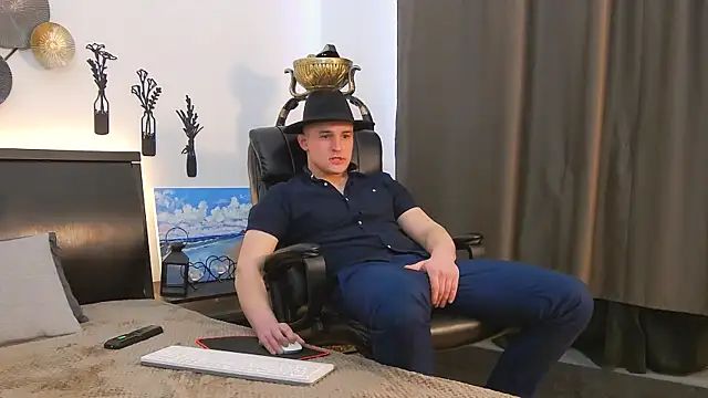 Snapshot of TImLids chatting on 02-26-25, 01:08 TImLids online show from 02-26-25, 01:08