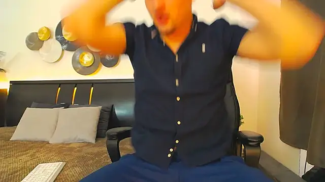 Snapshot of TImLids chatting on 03-09-25, 10:52 TImLids online show from 03-09-25, 10:52