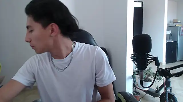 jay dimarco2 online show from 12-21-25, 06:04