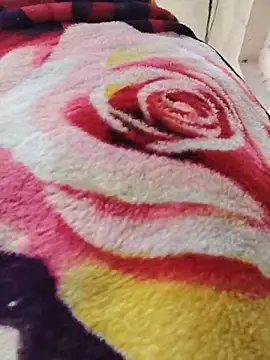 Snapshot of Hot-rubina chatting on 02-05-26, 04:28 Hot-rubina online show from 02-05-26, 04:28