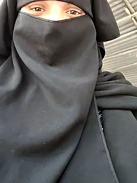 Snapshot of Hot-rubina chatting on 02-14-26, 06:10 Hot-rubina online show from 02-14-26, 06:10