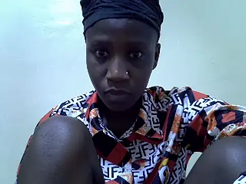 Snapshot of Spicey_diana chatting on 01-31-25, 07:39 Spicey diana online show from 01-31-25, 07:39