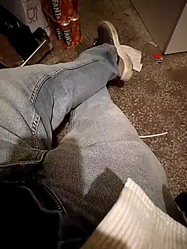 A man in public online show from 10-16-25, 11:44