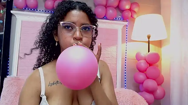 JessyZoe online show from 02-03-25, 10:21