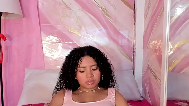 Snapshot of JessyZoe chatting on 11-18-25, 03:16 JessyZoe online show from 11-18-25, 03:16