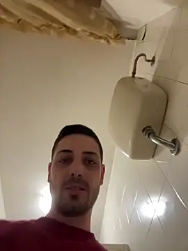 iltoscano95 online show from 01-05-26, 05:49