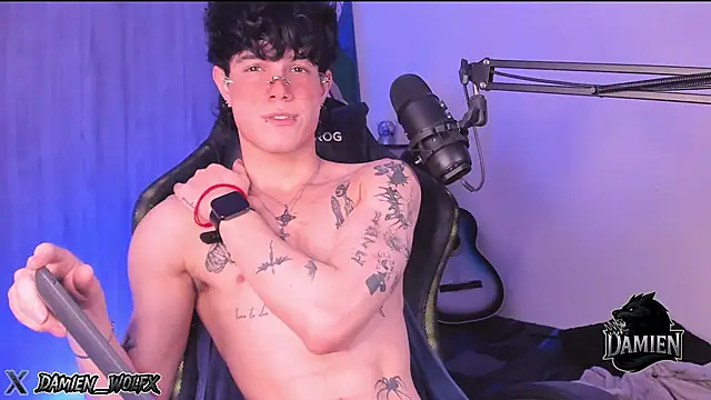 Snapshot of cinnamon_boyxxx chatting on 09-26-25, 05:11 cinnamon boyxxx online show from 09-26-25, 05:11