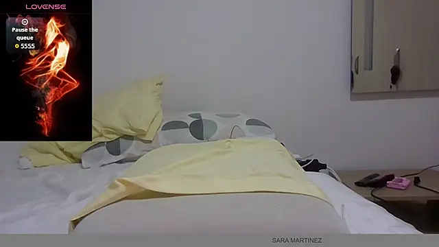 saramartinez1000 online show from 10-30-25, 03:46