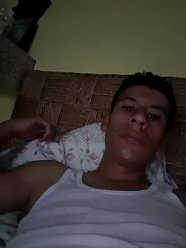 Snapshot of josehot151515 chatting on 09-12-25, 05:51 josehot151515 online show from 09-12-25, 05:51