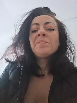 Snapshot of lovewildguy1 chatting on 01-14-26, 06:08 lovewildguy1 online show from 01-14-26, 06:08