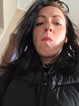 Snapshot of lovewildguy1 chatting on 04-01-26, 06:25 lovewildguy1 online show from 04-01-26, 06:25