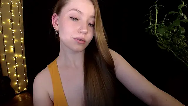 Snapshot of SindiWatsoon chatting on 10-21-25, 12:39 SindiWatsoon online show from 10-21-25, 12:39