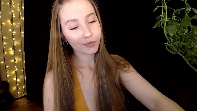 Snapshot of SindiWatsoon chatting on 10-26-25, 12:00 SindiWatsoon online show from 10-26-25, 12:00