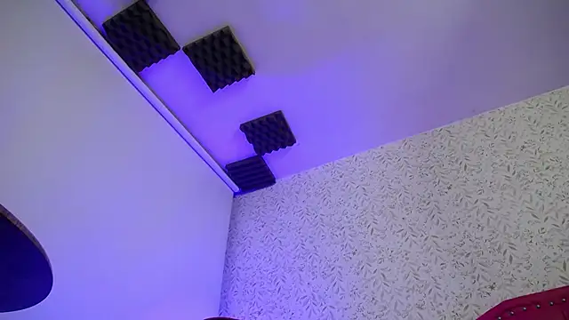 luly pink online show from 01-08-26, 04:04