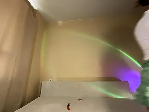 winter  sun online show from 09-11-25, 01:11