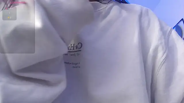 Snapshot of Ashlyeegray chatting on 12-21-24, 05:14 Ashlyeegray online show from 12-21-24, 05:14