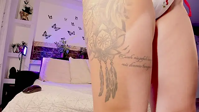 miicheell colins31 online show from 02-03-26, 09:20