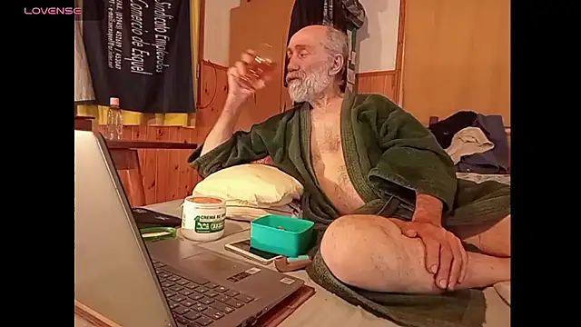 papifacu online show from 01-27-25, 02:53