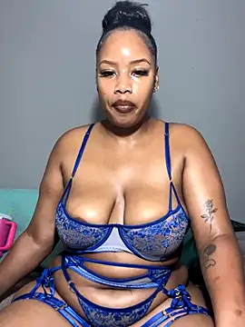 MimiCurves online show from 11-20-25, 09:20