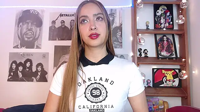 Snapshot of Meowlody chatting on 12-23-24, 08:14 Meowlody online show from 12-23-24, 08:14