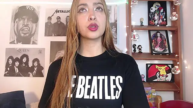 Snapshot of Meowlody chatting on 12-24-24, 05:02 Meowlody online show from 12-24-24, 05:02